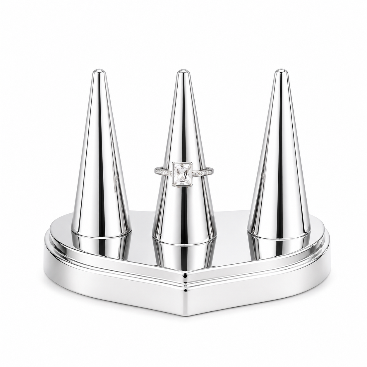 925 silver ring Size 17 3500 Gram (2) 925 silver ring Size 17 3/500 Gram - Image 1